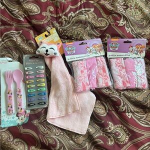 Paw Patrol Pink Hair Clips and Washcloth Set